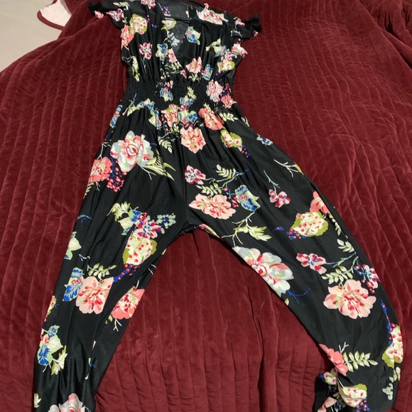 Floral jumpsuit - Picture 2 of 2